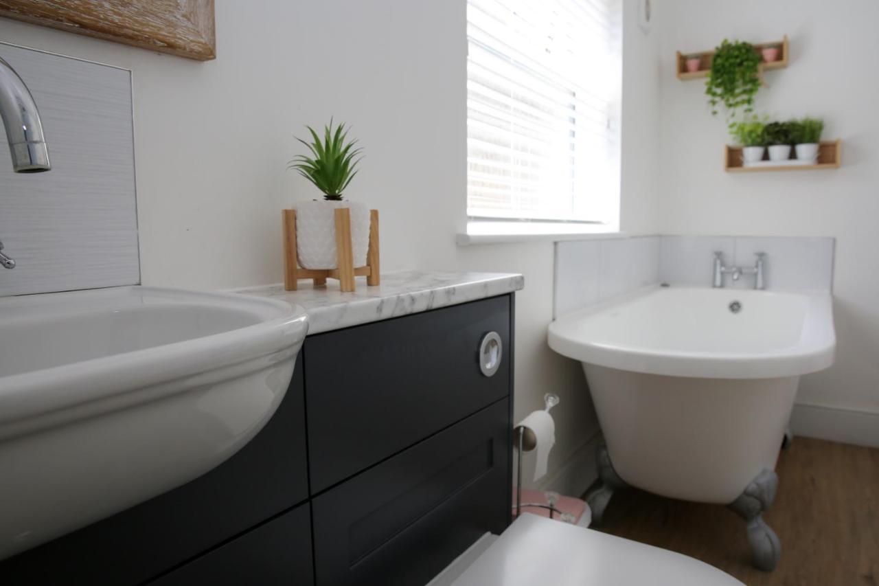 Fully Refurbished Property-March 22-Next To Beach Lowestoft Exterior foto