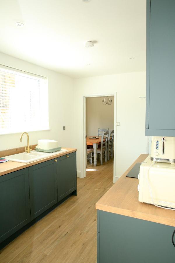 Fully Refurbished Property-March 22-Next To Beach Lowestoft Exterior foto