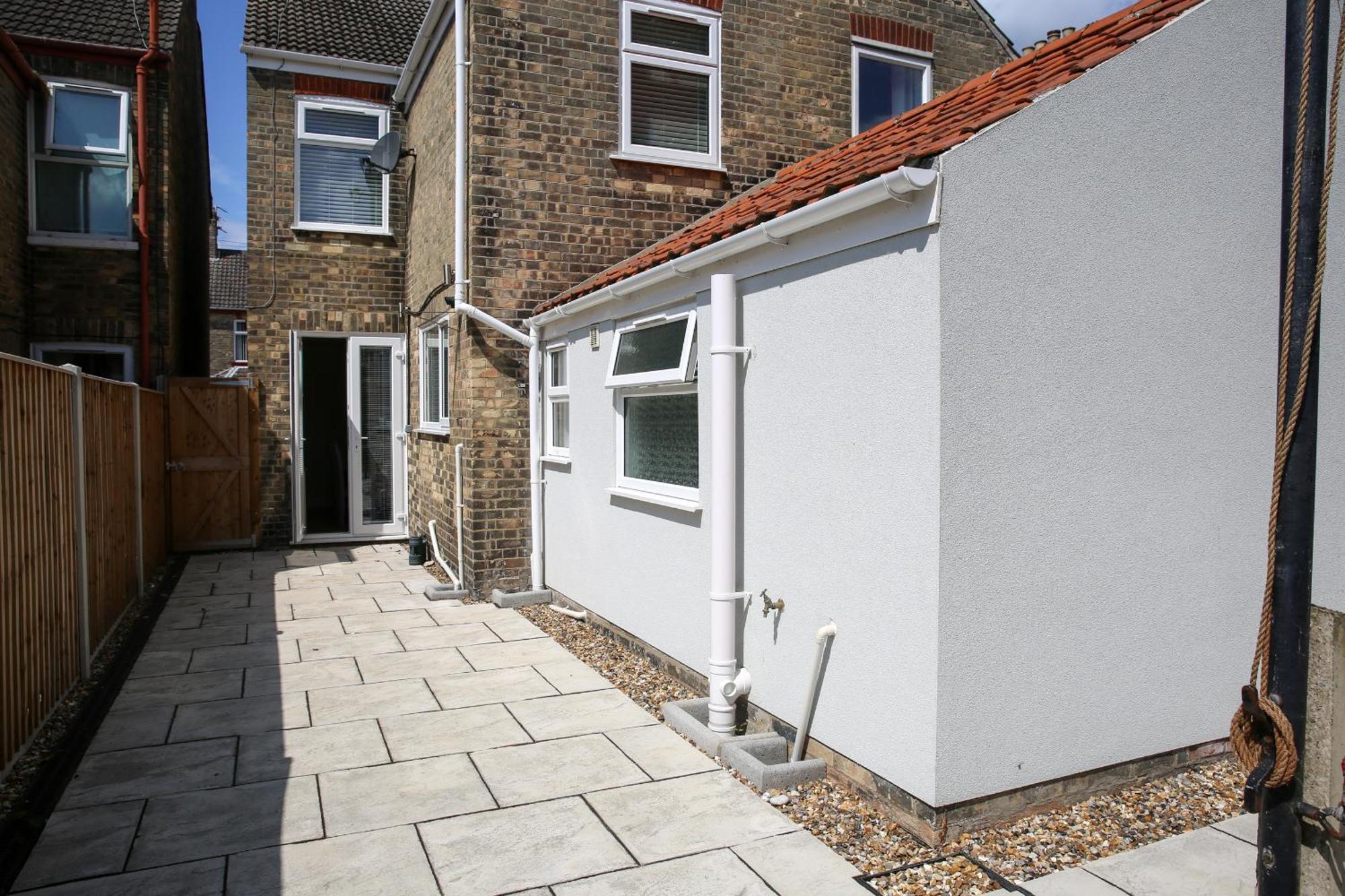 Fully Refurbished Property-March 22-Next To Beach Lowestoft Exterior foto